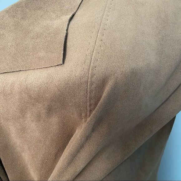 Chelsea
and violet faux suede flare sleeve waterfall jacket - Picture 13 of 15
